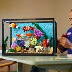 10366-LEGO-Icons-aquario-tropical -9-